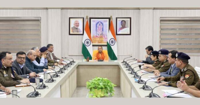 सीएम योगी ने विगत जुलाई से लागू तीन नये कानूनों की प्रगति की समीक्षा की, योगी बोले- नए आपराधिक कानूनों के प्रभावी क्रियान्वयन के लिए मार्च- 2025 तक पूरा कराएं सभी पुलिसकर्मियाें का प्रशिक्षण