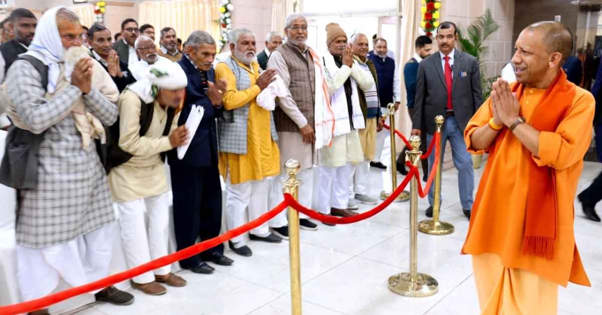मुख्यमंत्री योगी आदित्यनाथ का ऐतिहासिक निर्णय: जेवर एयरपोर्ट के किसानों के चेहरे पर मुस्कान