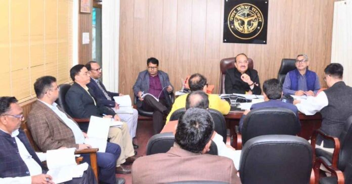 उद्यान मंत्री दिनेश प्रताप सिंह ने की विभागीय योजनाओं एवं कार्यक्रमों की समीक्षा