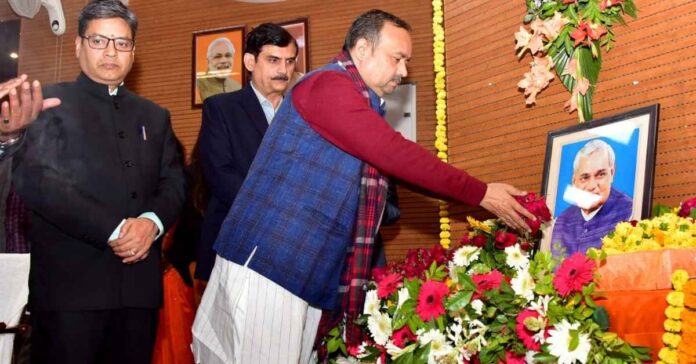 अमित शाह ने नई दिल्ली में 10,000 बहुउद्देशीय पैक्स, डेयरी व मत्स्य सहकारी समितियों का शुभारंभ, लखनऊ में भी राज्यस्तरीय कार्यक्रम का आयोजन