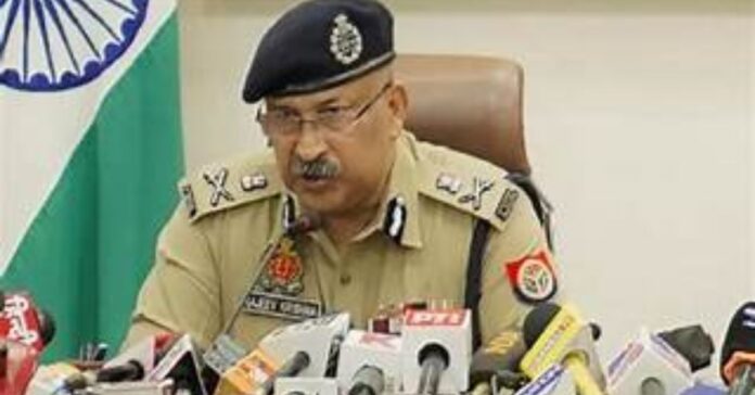 UTTAR PRADESH: पुलिस महानिदेशक के निर्देश पर अवैध पटाखा फैक्ट्रियों और गोदामों पर विशेष अभियान शुरू