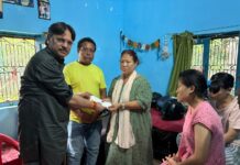 जनता के सुख-दुख के सहभागी डॉ. राजेश्वर सिंह: अलीगंज कोचिंग सेंटर अग्निकांड में दिवंगत बेटी के परिवार को दी मदद और उम्मीद, वेतन निधि से ₹1 लाख की सहायता और छोटे भाई की 12 वीं तक शिक्षा का लिया संकल्प