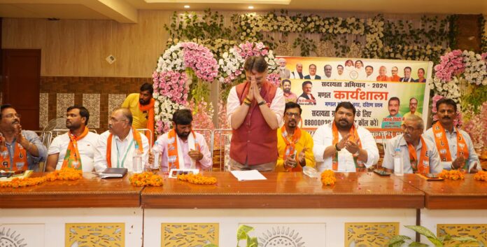 164d57d9-cc29-46f1-abec-91174b8fad1e