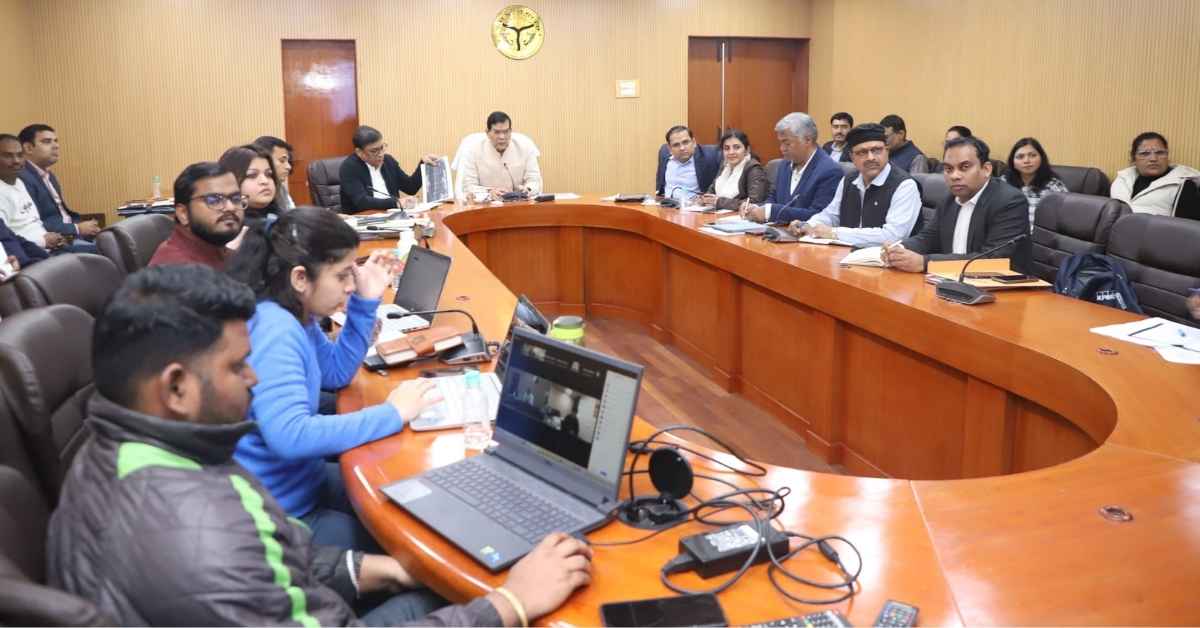 प्रयागराज महाकुंभ 2025: ए0के0 शर्मा ने की तैयारियों की समीक्षा और दिए निर्देश