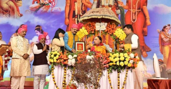 truenewsup श्रीराम कथा का पंचम दिवस श्रीराम कथा का पंचम दिवस: पवित्र को भी पवित्र बना देते हैं भगवान- स्वामिश्री राघवाचार्य