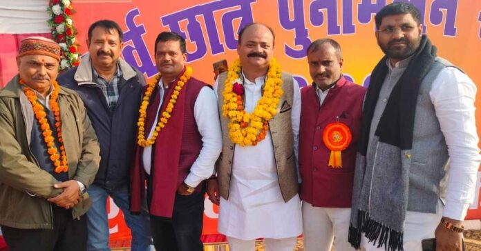 लखनऊ: ऐशबाग स्थित डीएवी डिग्री कॉलेज में पूर्व छात्र समागम एवं गुरुजनों के सम्मान समारोह का भव्य आयोजन