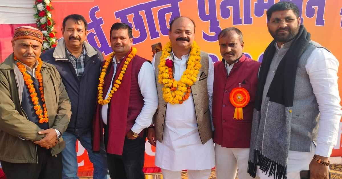 लखनऊ: ऐशबाग स्थित डीएवी डिग्री कॉलेज में पूर्व छात्र समागम एवं गुरुजनों के सम्मान समारोह का भव्य आयोजन