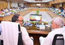 हम मिलकर बनाएंगे यूपी को नंबर वन: ब्रजेश पाठक हम मिलकर बनाएंगे यूपी को नंबर वन: ब्रजेश पाठक