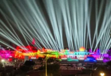 ट्रेवल टिप्स: छुट्टी का मज़ा दोगुना करने के लिए इन 5 शहरों में मनाएं यादगार दीपावली, घर से दूर बनाएं खास यादें।