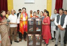 डॉ. राजेश्वर सिंह ने पाँच नई “कम्युनिटी लाइब्रेरी” का किया लोकार्पण: कम्युनिटी लाइब्रेरी, ओपन-एयर जिम और नेट जीरो लक्ष्य के साथ समग्र विकास की दिशा में अग्रसर सरोजनीनगर