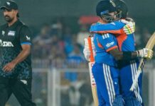 Sports News: एक ओवर ने बदली मैच की तस्वीर, इन 6 गेंदों में कैसे पलटा पूरा खेल—जानिए