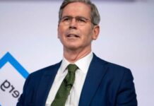 भारत-EU की ‘मदर ऑफ ऑल डील्स’ से अमेरिका भड़का, ट्रंप के करीबी बोले—‘खुद के खिलाफ जंग’