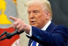 सुप्रीम कोर्ट के फैसले पर ट्रंप का कड़ा रिएक्शन, देशों को अतिरिक्त टैरिफ की चेतावनी