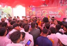 सरोजनी नगर के होली मिलन समारोह में उमड़ा जनसैलाब: हरौनी स्थित झाड़ेश्वर मंदिर में विधायक डॉ.राजेश्वर सिंह ने दिया एकता, संस्कृति और राष्ट्र निर्माण का संदेश