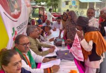 डॉ. राजेश्वर सिंह की पहल: “आपका विधायक-आपके द्वार” की 158वीं कड़ी ग्राम आदमपुर इंद्रवारा में सम्पन्न