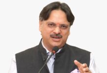 लखनऊ में ईरान मुद्दे पर प्रदर्शनों की निंदा : सरोजनीनगर विधायक डॉ. राजेश्वर सिंह बोले- नैतिकता हो सार्वभौमिक, चयनात्मक आक्रोश से विश्वसनीयता कमजोर होती है