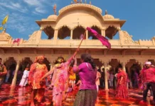 Travel News:Barsana की लट्ठमार होली क्यों है इतनी खास? जानिए राधा-कृष्ण की इस अनोखी परंपरा का इतिहास