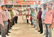 विकास की बही धारा, बुजुर्गों-मेधावियों का सम्मान: सरोजनीनगर में बाबा साहब के सपनों को साकार कर रहे विधायक डॉ. राजेश्वर सिंह