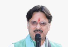 डॉ. राजेश्वर सिंह ने मुख्यमंत्री योगी आदित्यनाथ से की संवेदनशील प्रशासनिक कार्रवाई की अपील : पत्र के माध्यम से की छोटे व्यापारियों, मध्यम वर्ग और आम जनता के हितों का विशेष ध्यान रखने की अपील