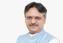 बिजली संकट पर सरोजनी नगर विधायक डॉ. राजेश्वर सिंह का बड़ा हस्तक्षेप : ऊर्जा मंत्री ए.के.शर्मा को विस्तृत पत्र लिखकर लो-वोल्टेज, ट्रांसफार्मर ओवरलोड, फीडर ट्रिपिंग और रिपीट फॉल्ट्स पर स्थायी समाधान की मांग करते हुए बोले – “हर गर्मी में क्यों दोहराई जाती है वही समस्या?”