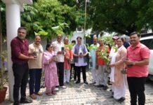 सरोजनीनगर से हरित उत्तर प्रदेश की ओर बड़ा कदम: डॉ. राजेश्वर सिंह ने 1,400 पौधे बांटकर शुरू की जनभागीदारी की मुहिम ; ‘एक पौधा–एक संकल्प’ के संदेश के साथ 12 जुलाई के वृहद वृक्षारोपण अभियान की तैयारियां पूरी, सभी छह मंडलों को मिले 200-200 पौधे