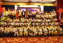 SKD Academy में मेधा का सम्मान, हरित भविष्य का संकल्प: डॉ. राजेश्वर सिंह ने टॉपर्स को किया सम्मानित, छात्रों से कहा- ‘शिक्षा और पर्यावरण ही विकसित भारत की नींव’