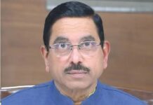 प्रह्लाद जोशी बने देश के नए शिक्षा मंत्री, अतिरिक्त प्रभार के तौर पर संभालेंगे मंत्रालय ; धर्मेंद्र प्रधान के इस्तीफे के बाद राष्ट्रपति ने मंजूर किया प्रह्लाद जोशी को शिक्षा मंत्रालय का अतिरिक्त प्रभार